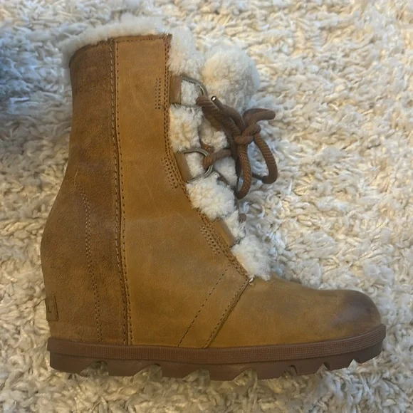 Winter clears! SOREL Joan of Arctic 7 hidden wedge boots - Picture 14 of 14